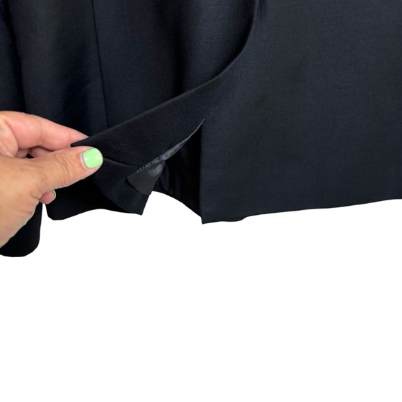 J Crew Super 120’s Navy 100% Wool Two Button Front Blazer Size 6T - Picture 5 of 9